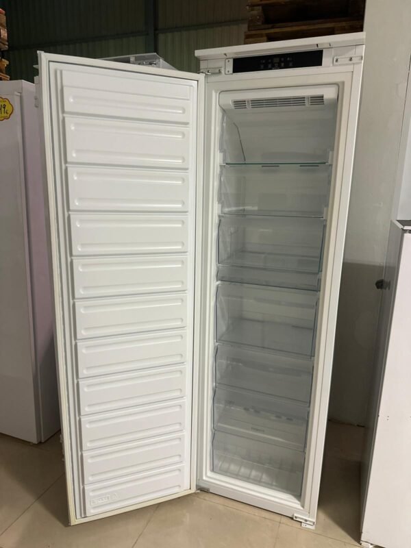 CONGELADOR HOTPOINT HF 1801 E F AA.UK.1