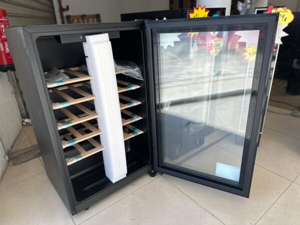 VINOTECA HAIER HWS33GG